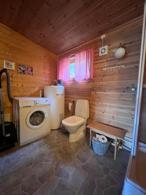 Cozy And Spacious Cabin Svensby Extérieur photo